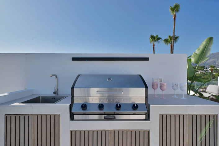 Image No.22-2 Bed Property for sale