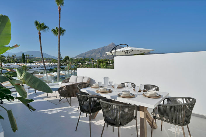 Image No.24-2 Bed Property for sale