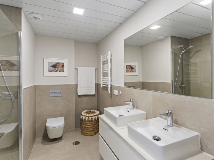 Image No.7-5 Bed Townhouse for sale