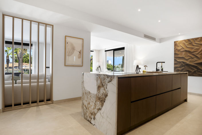 Image No.6-4 Bed Villa for sale