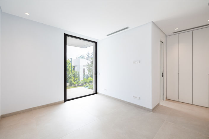 Image No.7-4 Bed Villa for sale