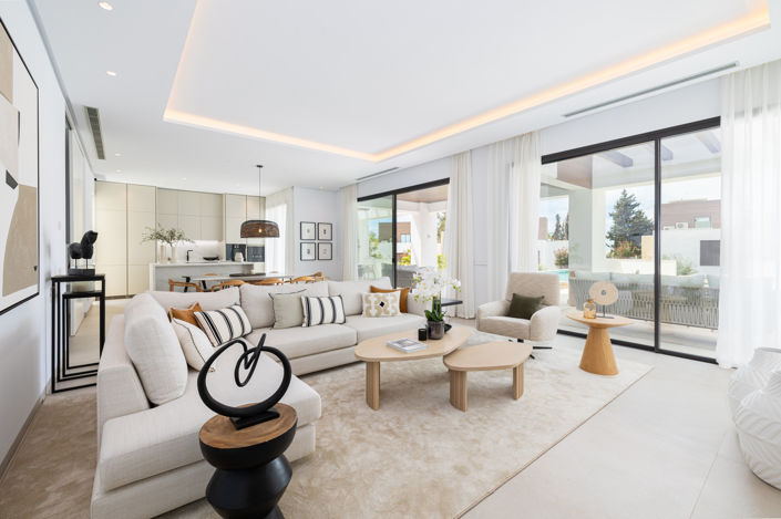 Image No.2-4 Bed Villa for sale