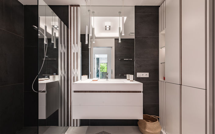 Image No.26-8 Bed Villa for sale