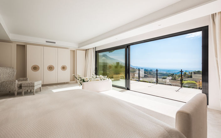 Image No.7-8 Bed Villa for sale