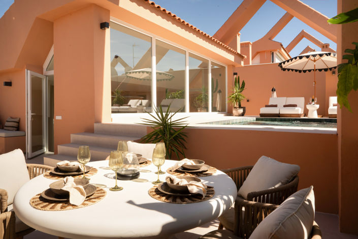 Image No.18-3 Bed Property for sale