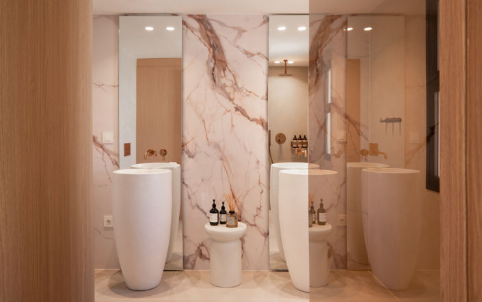 Image No.10-4 Bed Townhouse for sale