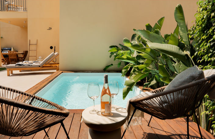 Image No.17-4 Bed Townhouse for sale