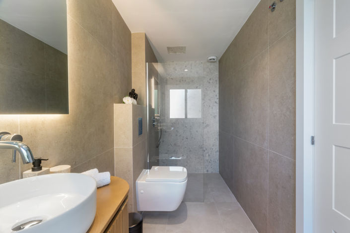 Image No.11-4 Bed Townhouse for sale