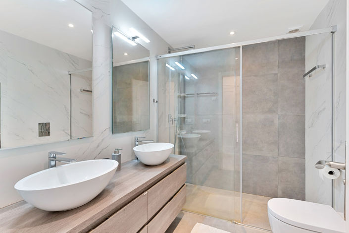 Image No.19-4 Bed Townhouse for sale