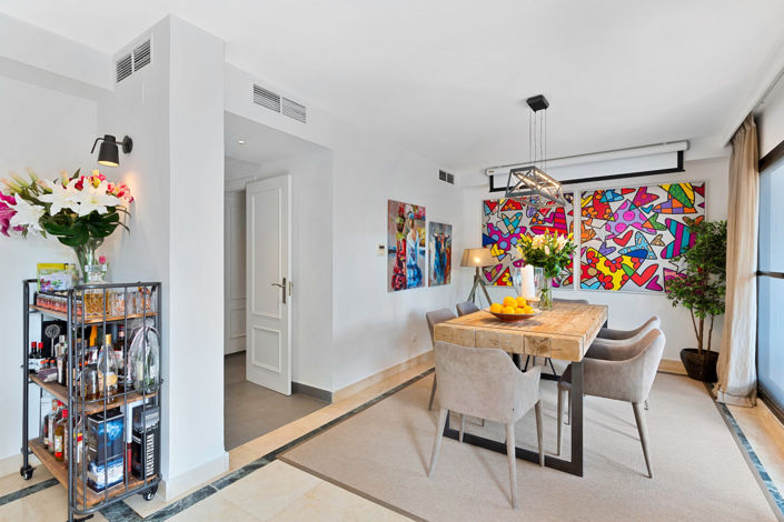 Image No.4-4 Bed Townhouse for sale