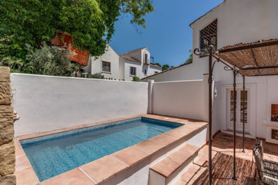 b98le8d7m9k3degpefzhs0lif8u4xzvzhwxtmggyekxx9