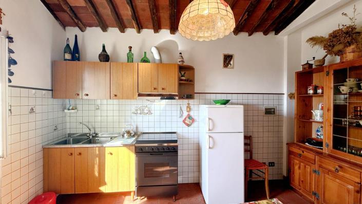 Image No.20-3 Bed Village House for sale