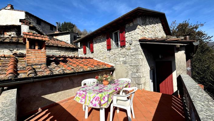 Image No.27-3 Bed Village House for sale