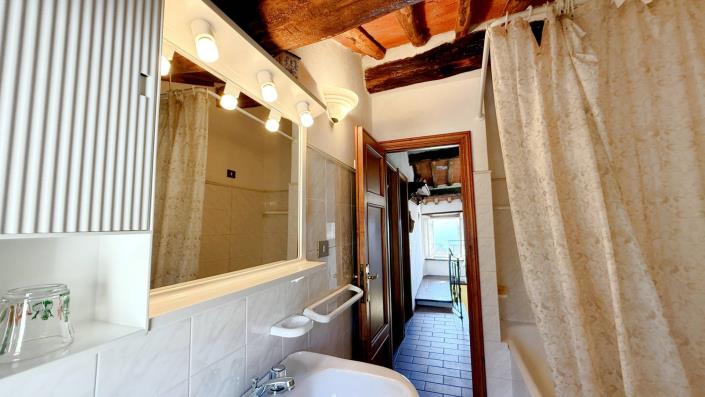 Image No.34-3 Bed Village House for sale