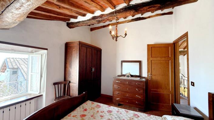 Image No.43-3 Bed Village House for sale