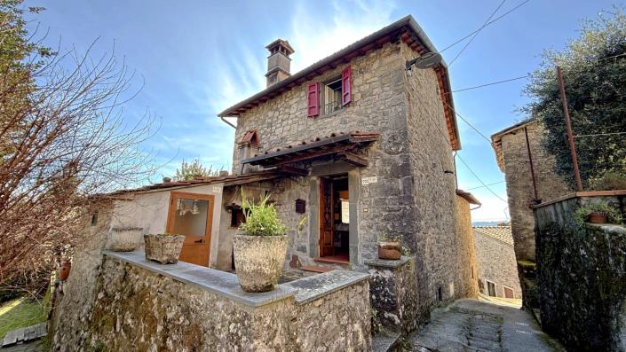 Image No.48-3 Bed Village House for sale