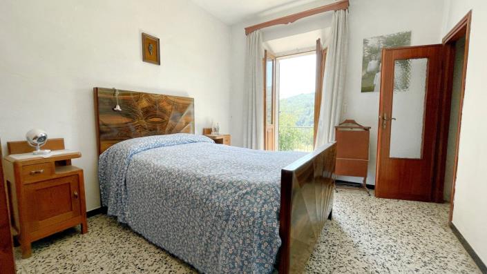 Image No.4-4 Bed Country House for sale