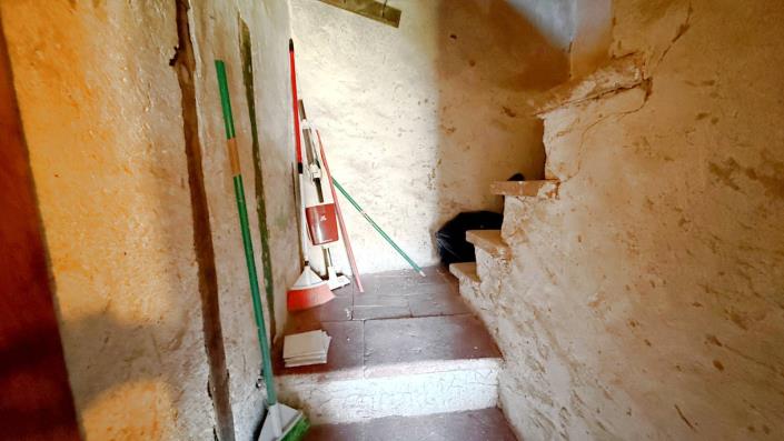 Image No.35-3 Bed Village House for sale