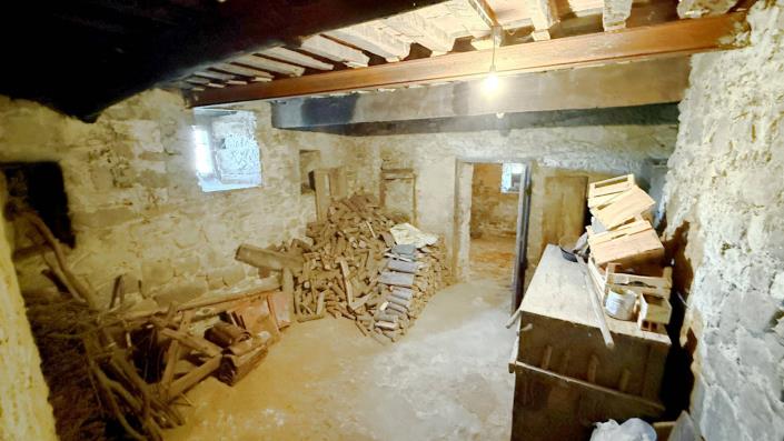 Image No.38-3 Bed Village House for sale