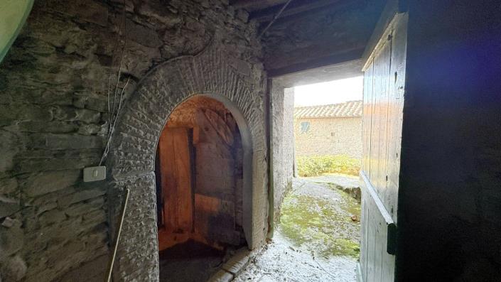 Image No.45-3 Bed Village House for sale