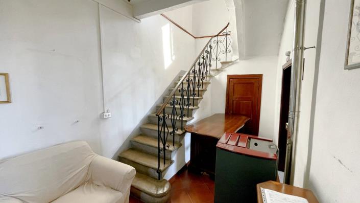 Image No.10-2 Bed Village House for sale