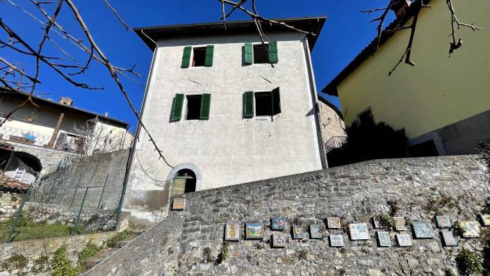 Image No.1-2 Bed Village House for sale
