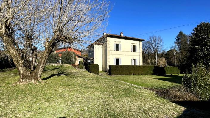 Image No.49-5 Bed Villa / Detached for sale