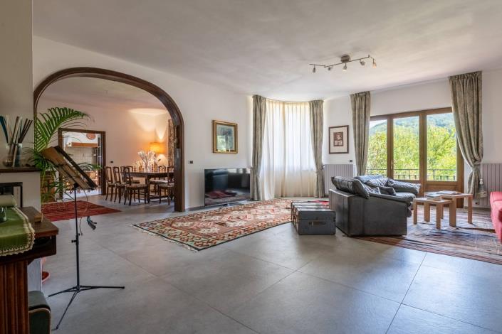 Image No.4-5 Bed Villa for sale