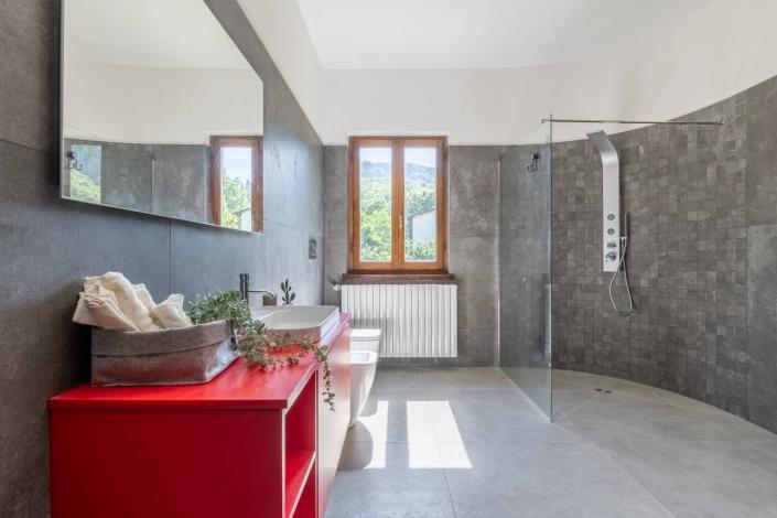 Image No.41-5 Bed Villa for sale