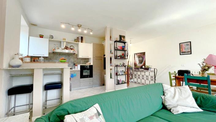 Image No.27-2 Bed Apartment for sale