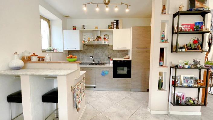 Image No.29-2 Bed Apartment for sale