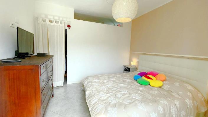 Image No.35-2 Bed Apartment for sale