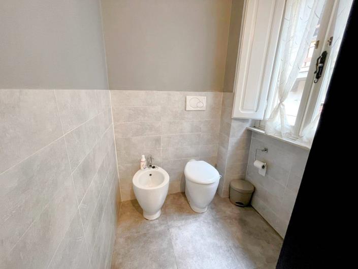 Image No.42-2 Bed Apartment for sale