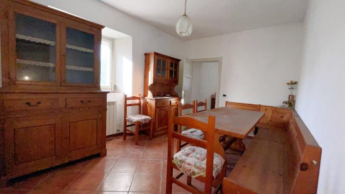 Image No.19-3 Bed Country Property for sale