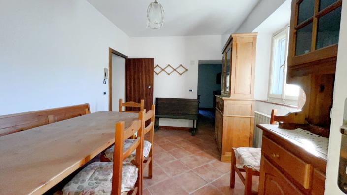 Image No.20-3 Bed Country Property for sale