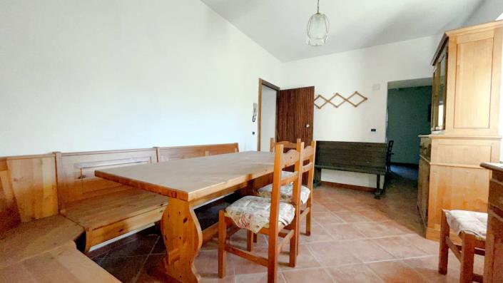 Image No.21-3 Bed Country Property for sale