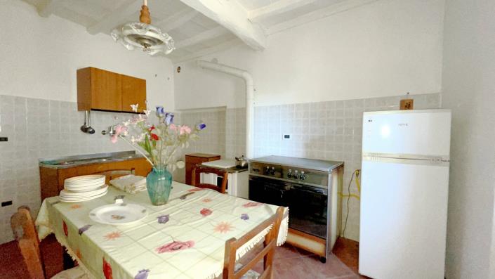 Image No.28-3 Bed Country Property for sale