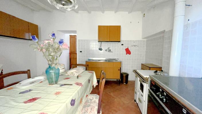 Image No.29-3 Bed Country Property for sale