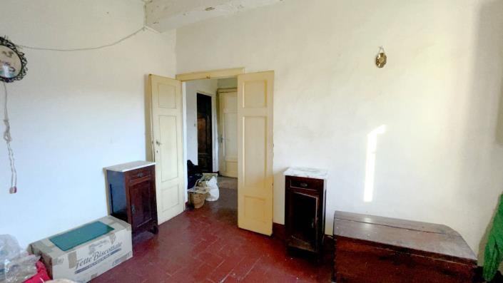 Image No.39-3 Bed Country Property for sale