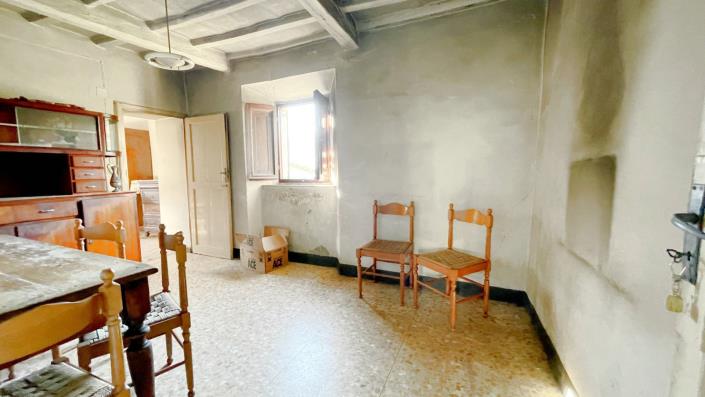 Image No.44-3 Bed Country Property for sale