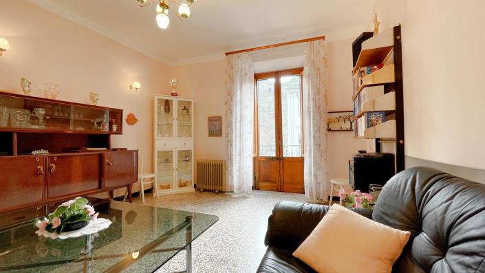 Image No.17-5 Bed Country Property for sale