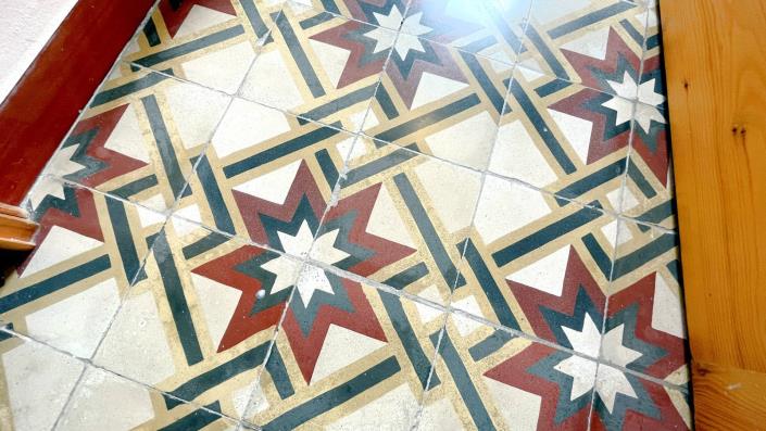 Image No.56-5 Bed Country Property for sale