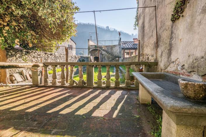 Image No.7-5 Bed Townhouse for sale