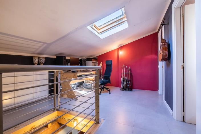 Image No.51-5 Bed Townhouse for sale