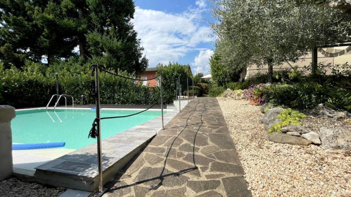 Image No.7-2 Bed Semi-Detached for sale