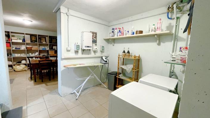 Image No.43-2 Bed Semi-Detached for sale