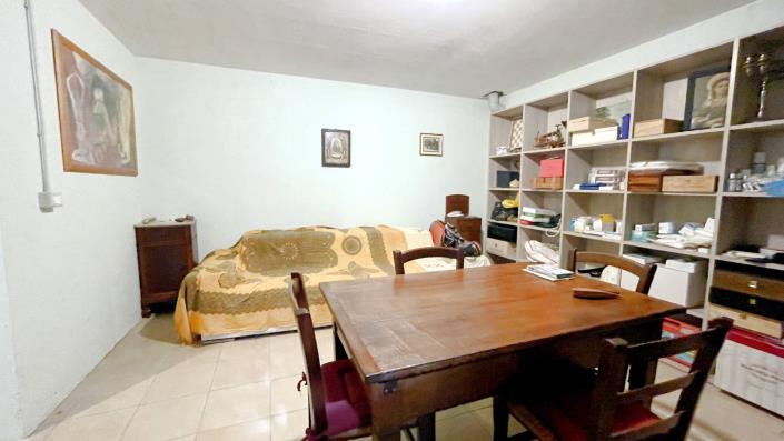 Image No.45-2 Bed Semi-Detached for sale