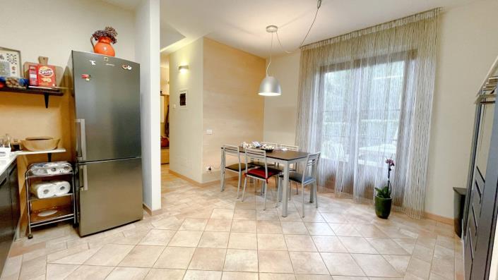 Image No.53-2 Bed Semi-Detached for sale