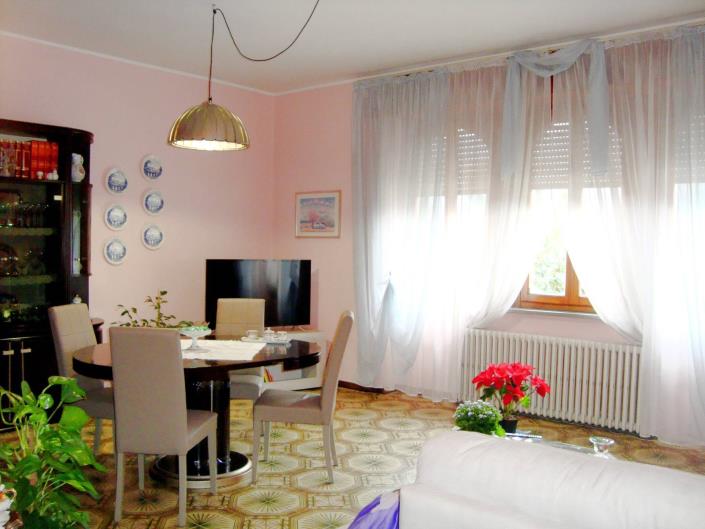 Image No.31-6 Bed Villa for sale