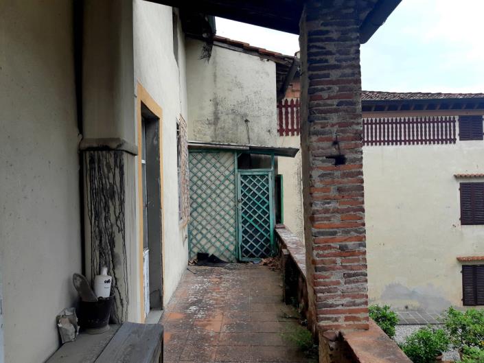 Image No.21-7 Bed Townhouse for sale